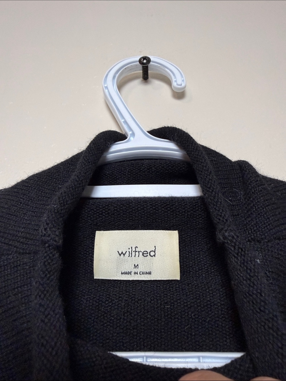 Wilfred Black Mockneck cashmere Sweater size M - Picture 5 of 6